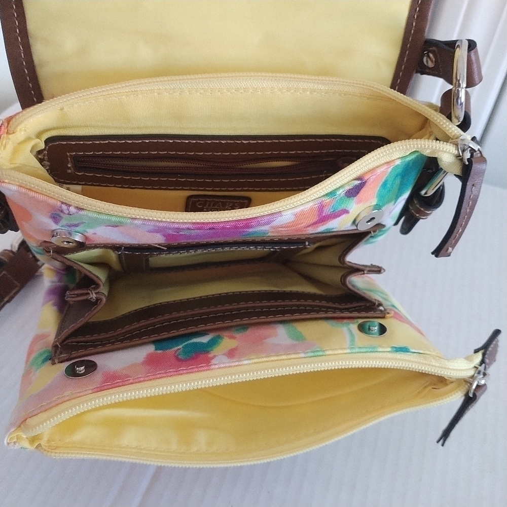 Chaps Floral Two Pocket Crossbody with built in Wallet - Picture 8 of 10